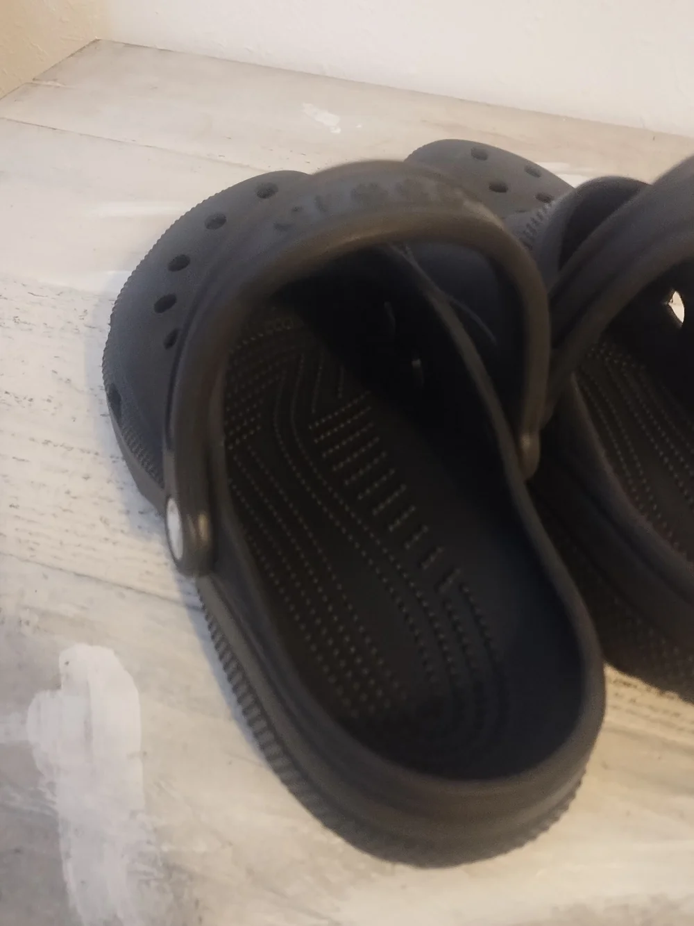 Crocs  unisex Sandals Mens 6 Womens 8 Classic Slip On Comfort  Clogs Black